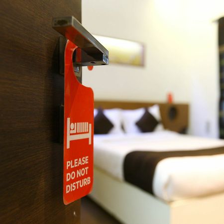 Oyo 9911 Apartment Shylee Niwas Chennai Exterior photo