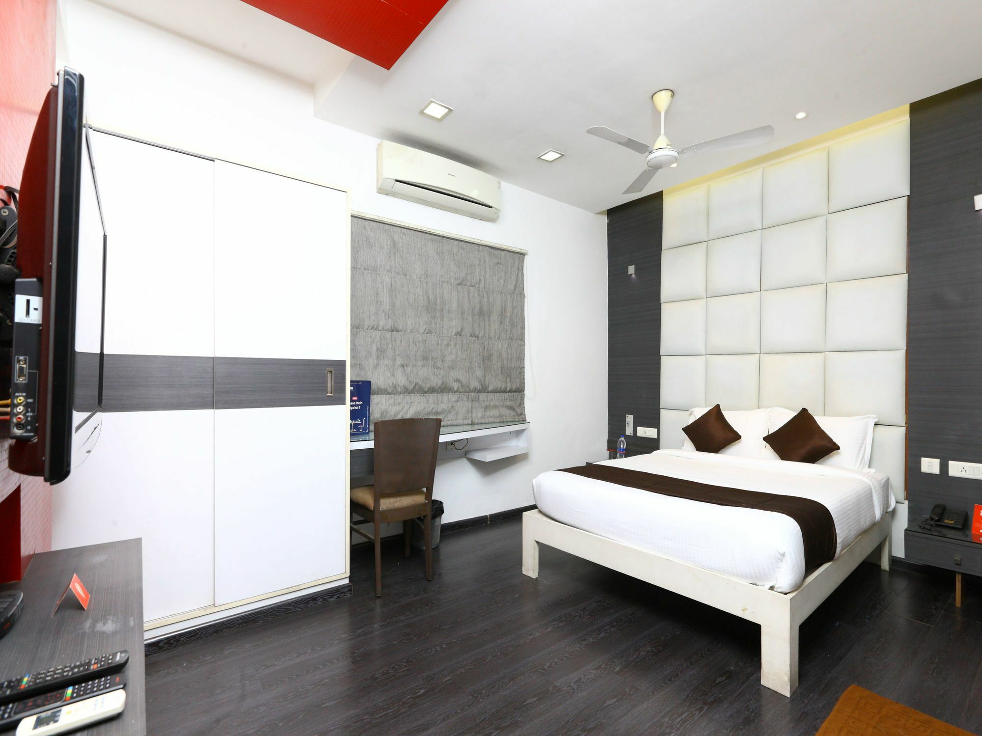 Oyo 9911 Apartment Shylee Niwas Chennai Exterior photo